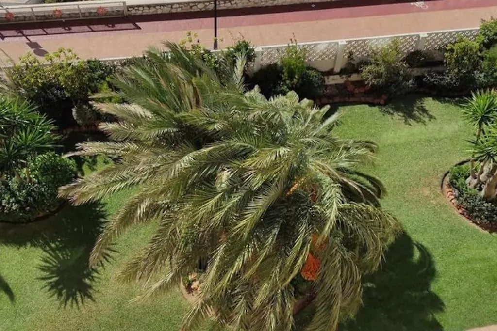 El Rey - Beach Front Two Bedroom Apartment Фуэнхирола