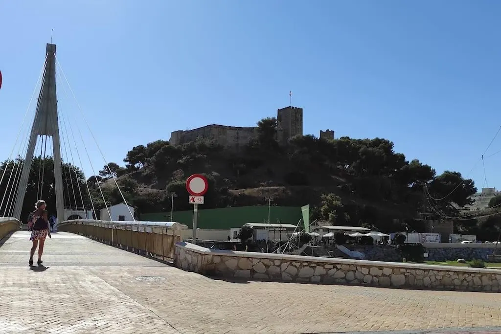 El Rey - Beach Front Two Bedroom Apartment Фуэнхирола